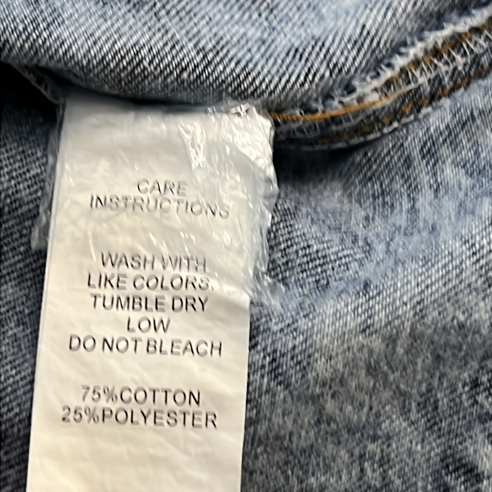 NWT DENIM JACKET - Picture 14 of 14